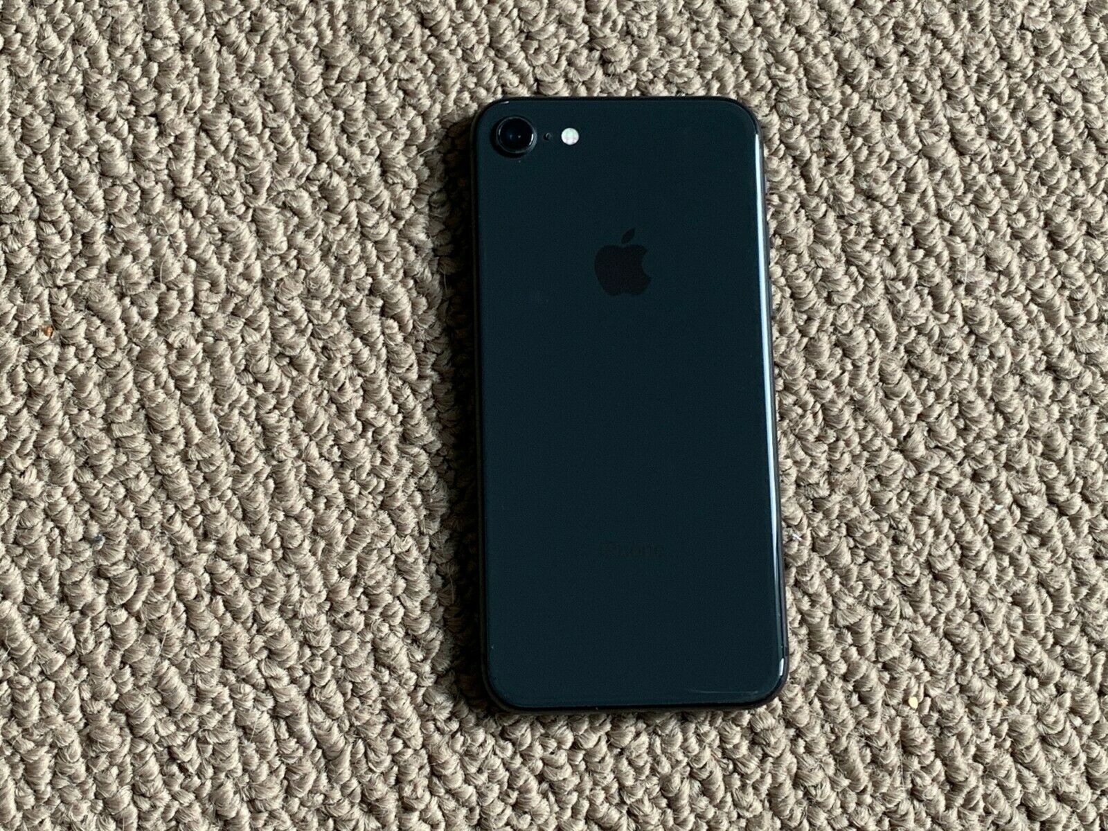 Apple iPhone 7 Plus 256 GB in good Black for Unlocked